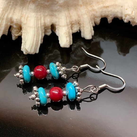 Turquoise Red and Silver Beads Dangle Handmade Pierced Earrings LR145 - Picture 2 of 3
